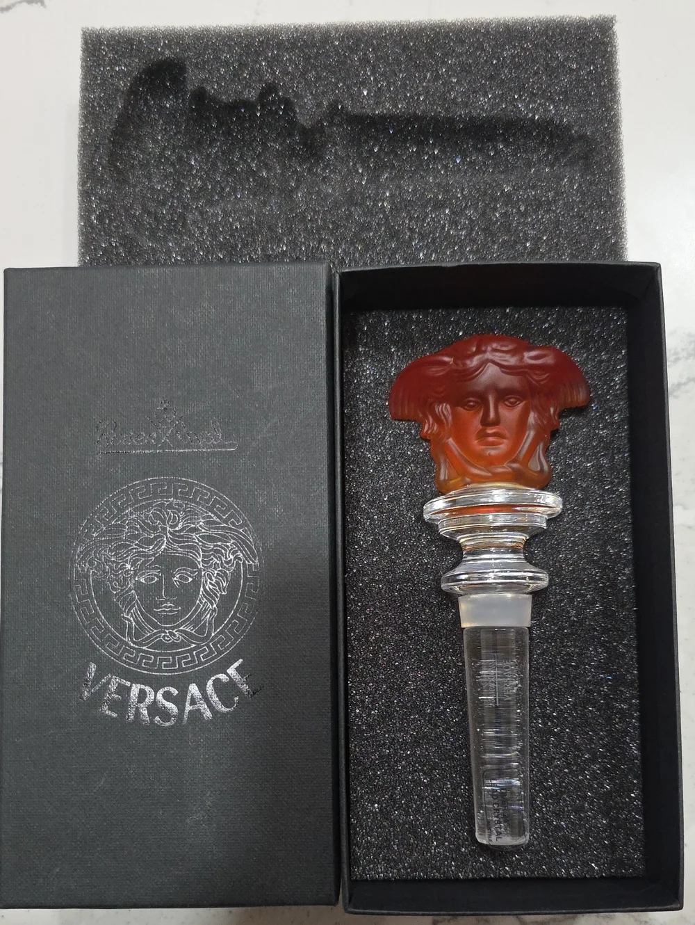 VERSACE ROSENTHAL MEDUSA Wine Stop Amber Crystal NEW